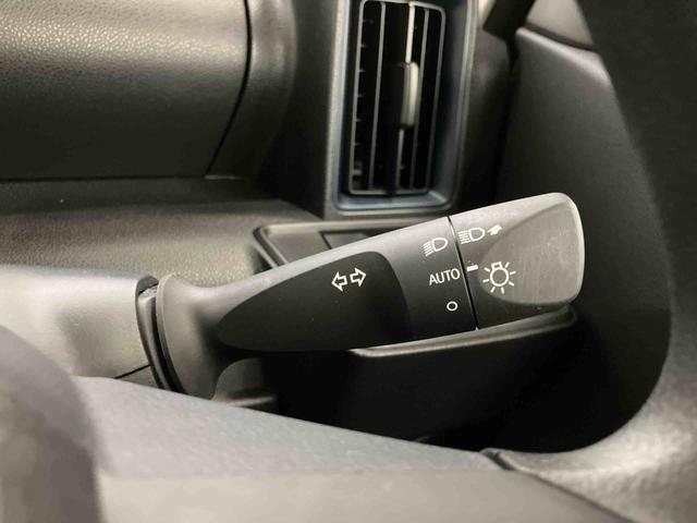 タント X スマートアシスト付き オートライト・ハイビーム LEDヘッドランプ コーナーセンサー 両側スライドドア・片側電動 電動パーキングブレーキ ブレーキホールドシステム キーフリー(16枚目)