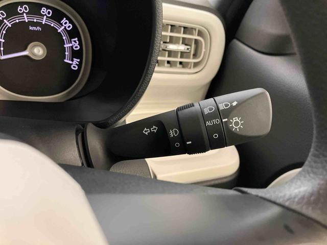 ムーヴキャンバス ストライプスG スマートアシスト付き ホッとカップホルダー コーナーセンサー オートライト・ハイビーム LEDヘッドランプ キーフリー 両側電動スライドドア 電動パーキングブレーキ ステアリングスイッチ(17枚目)