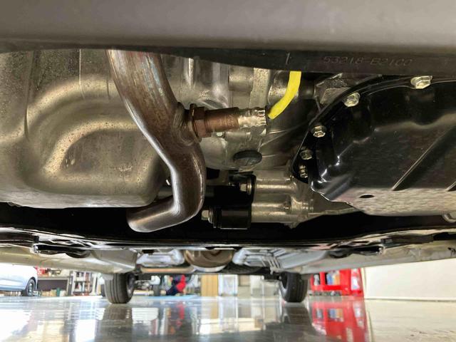 タント ファンクロス　スマートアシスト付き　オートライト・ハイビーム　ＬＥＤヘッドランプ　コーナーセンサー　両側電動スライドドア　電動パーキングブレーキ　ブレーキホールドシステム　キーフリーシステム（29枚目）