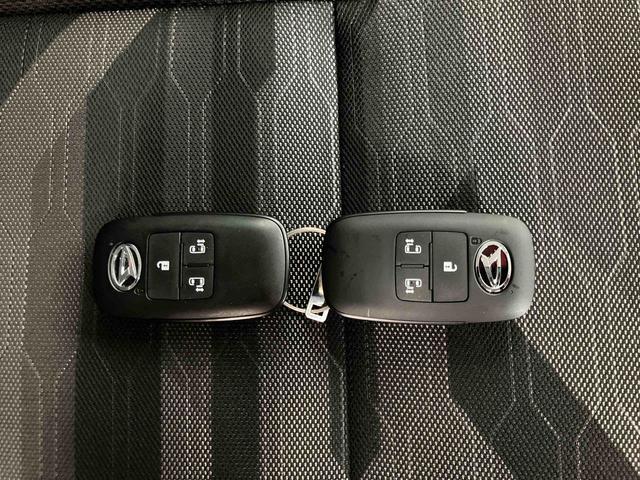 タント ファンクロス　スマートアシスト付き　オートライト・ハイビーム　ＬＥＤヘッドランプ　コーナーセンサー　両側電動スライドドア　電動パーキングブレーキ　ブレーキホールドシステム　キーフリーシステム（36枚目）