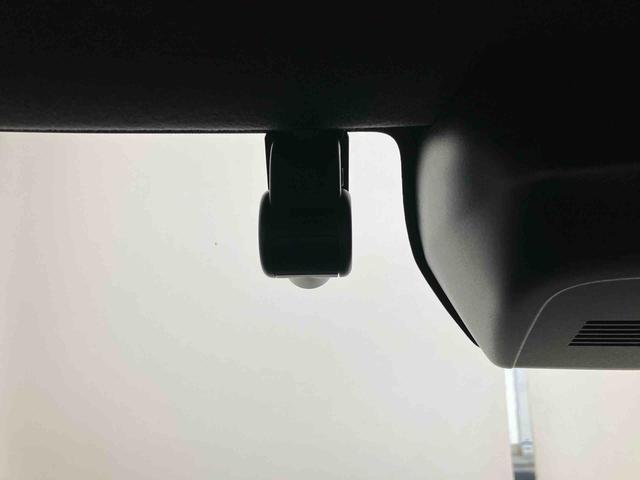 タント カスタムＲＳスタイルセレクション　スマートアシスト付き　ナビゲーションシステム付き　パノラマモニター付き　ドライブレコーダー付き　ＥＴＣ付き　両側電動スライドドア　キーフリーシステム　シートヒーター　ステアリングスイッチ（10枚目）