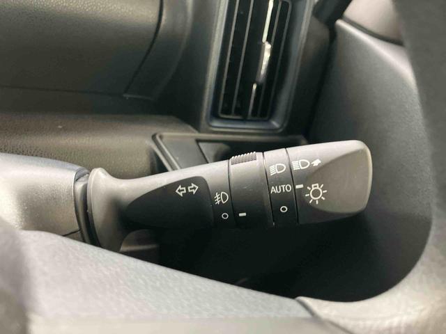 タント カスタムＸ　スマートアシスト付き　オートライト・ハイビーム　ＬＥＤヘッドランプ　コーナーセンサー　両側電動スライドドア　電動パーキングブレーキ　ブレーキホールドシステム　キーフリーシステム（16枚目）