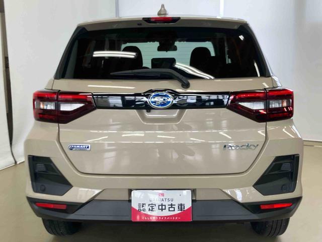 ロッキー Ｘ　ＨＥＶ　スマートアシスト付き　ハイブリット車　オートライト・ハイビーム　電動パーキングブレーキ　キーフリーシステム　シートヒーター　衝突回避支援ブレーキ　誤発進抑制制御機能（5枚目）