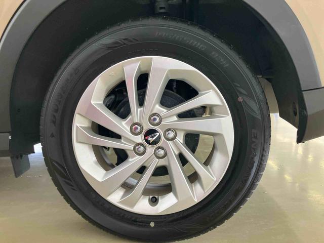 ロッキー Ｘ　ＨＥＶ　スマートアシスト付き　ハイブリット車　オートライト・ハイビーム　電動パーキングブレーキ　キーフリーシステム　シートヒーター　衝突回避支援ブレーキ　誤発進抑制制御機能（32枚目）