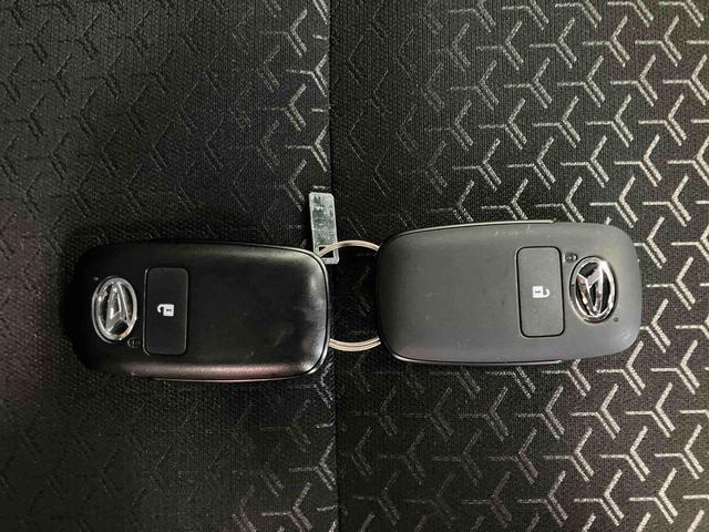 ロッキー Ｘ　ＨＥＶ　スマートアシスト付き　ハイブリット車　オートライト・ハイビーム　電動パーキングブレーキ　キーフリーシステム　シートヒーター　衝突回避支援ブレーキ　誤発進抑制制御機能（35枚目）