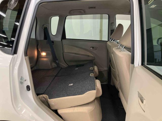 ムーヴ Ｘ　ナビゲーションシステム付き　フルタイム４ＷＤ　オートライト　キーフリーシステム　フォグランプ　オートエアコン　アルミホイール　アイドリングストップ　プッシュボタンスタート（17枚目）