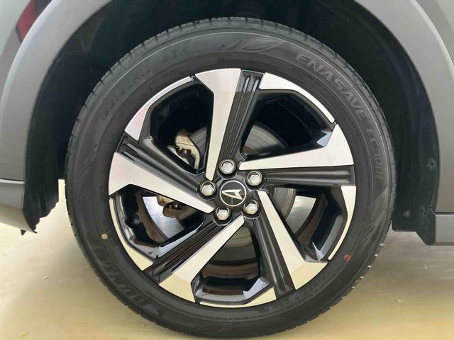 ロッキー プレミアムＧ　ＨＥＶ　スマートアシスト付き　ＨＥＶ車　ナビゲーションシステム付き　バックカメラ付き　ドライブレコーダー付き　オートライト・ハイビーム　ステアリングスイッチ　アダプティブクルーズコントロール　シートヒーター（30枚目）