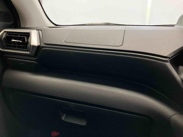 ロッキー プレミアムＧ　ＨＥＶ　スマートアシスト付き　ＨＥＶ車　パノラマカメラ付き　コーナーセンサー　キーフリーシステム　オートライト・ハイビーム　ステアリングスイッチ　アダプティブクルーズコントロール　シートヒーター（9枚目）