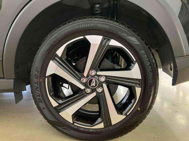 ロッキー プレミアムＧ　ＨＥＶ　スマートアシスト付き　ＨＥＶ車　パノラマカメラ付き　コーナーセンサー　キーフリーシステム　オートライト・ハイビーム　ステアリングスイッチ　アダプティブクルーズコントロール　シートヒーター（32枚目）