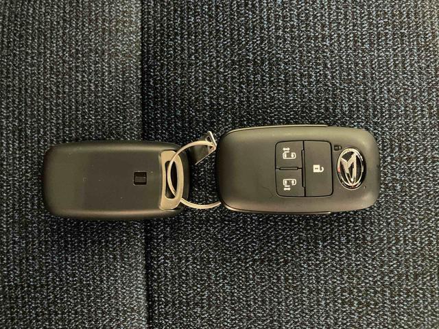 ムーヴキャンバス セオリーＧ　スマートアシスト付き　ホッとカップホルダー　コーナーセンサー　オートライト・ハイビーム　ＬＥＤヘッドランプ　キーフリー　両側電動スライドドア　電動パーキングブレーキ　ステアリングスイッチ（34枚目）