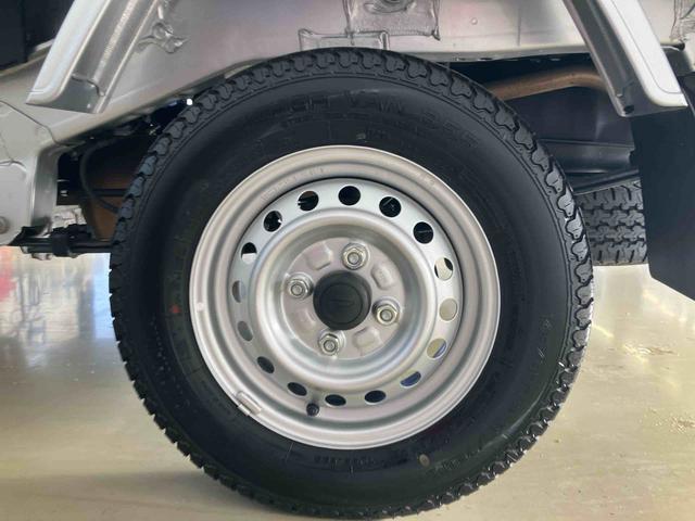 ハイゼットトラック スタンダード スマートアシスト付き パートタイム4WD ラジオ付き オートライト・ハイビーム 衝突回避支援ブレーキ 誤発進抑制制御機能 MT車 コーナーセンサー アイドリングストップ(17枚目)