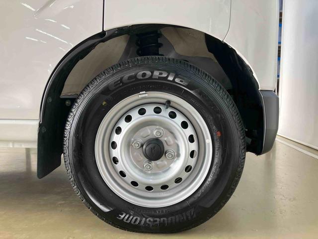 ハイゼットカーゴ ＤＸ　スマートアシスト付き　パートタイム４ＷＤ　ラジオ付き　衝突回避支援ブレーキ　誤発進抑制制御機能　オートライト・ハイビーム　パワーウィンドウ　両側スライドドア（28枚目）