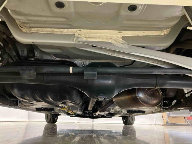 トール カスタムＧ　スマートアシスト付き　ナビゲーションシステム付き　パノラマモニター付き　ドライブレコーダー付き　ＥＴＣ付き　アダプティブクルーズコントロール　ステアリングスイッチ　フルタイム４ＷＤ　キーフリーシステム（6枚目）