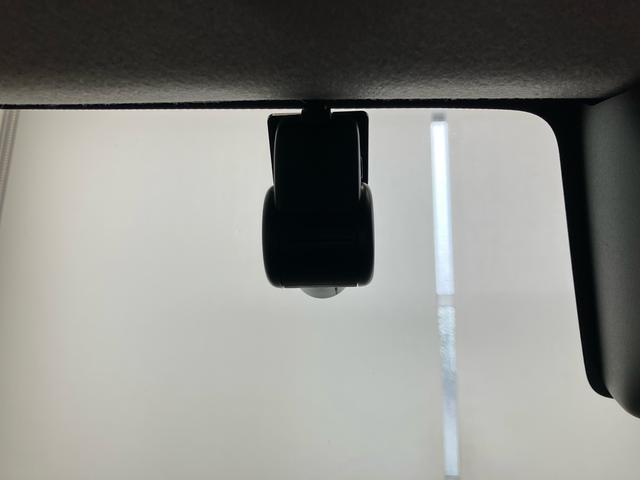 トール カスタムＧ　スマートアシスト付き　ナビゲーションシステム付き　パノラマモニター付き　ドライブレコーダー付き　ＥＴＣ付き　アダプティブクルーズコントロール　ステアリングスイッチ　フルタイム４ＷＤ　キーフリーシステム（10枚目）