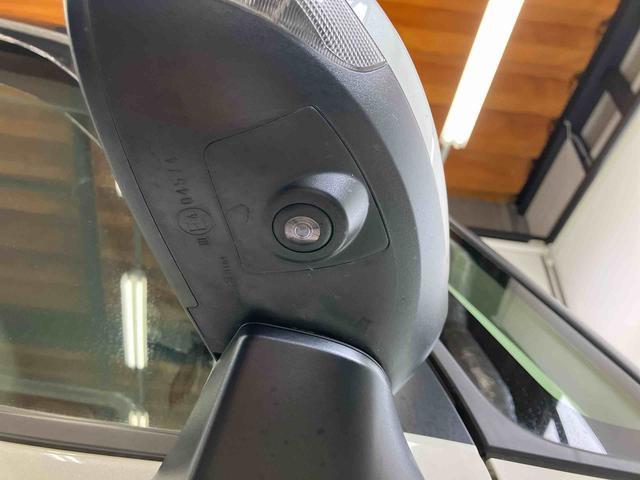 トール カスタムＧ　スマートアシスト付き　ナビゲーションシステム付き　パノラマモニター付き　ドライブレコーダー付き　ＥＴＣ付き　アダプティブクルーズコントロール　ステアリングスイッチ　フルタイム４ＷＤ　キーフリーシステム（29枚目）