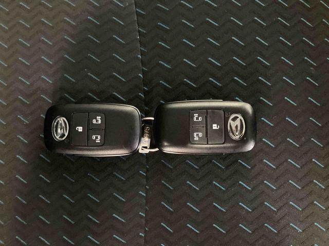 トール カスタムＧ　スマートアシスト付き　ナビゲーションシステム付き　パノラマモニター付き　ドライブレコーダー付き　ＥＴＣ付き　アダプティブクルーズコントロール　ステアリングスイッチ　フルタイム４ＷＤ　キーフリーシステム（39枚目）