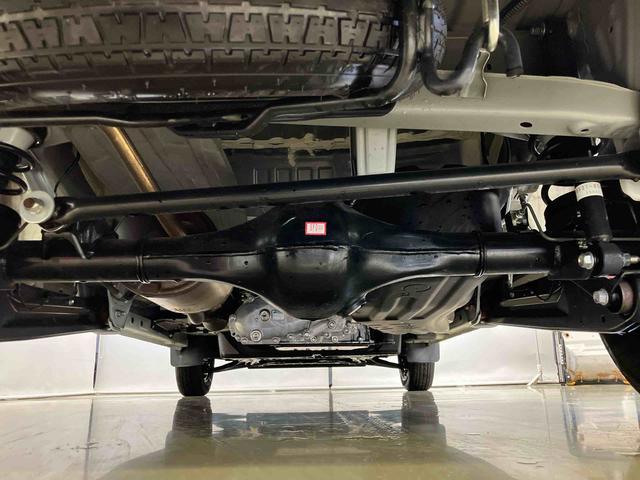 ハイゼットカーゴ ＤＸ　スマートアシスト付き　パートタイム４ＷＤ　ラジオ付き　衝突回避支援ブレーキ　誤発進抑制制御機能　オートライト・ハイビーム　パワーウィンドウ　両側スライドドア（6枚目）