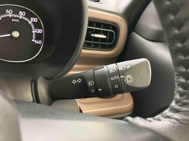 ムーヴキャンバス セオリーＧ　スマートアシスト付き　ホッとカップホルダー　コーナーセンサー　オートライト・ハイビーム　ＬＥＤヘッドランプ　キーフリー　両側電動スライドドア　電動パーキングブレーキ　ステアリングスイッチ（18枚目）