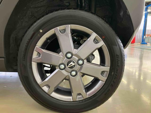 タフト Ｇ　ダーククロムベンチャー　スマートアシスト付き　シートヒーター　スカイフィールトップ　電動パーキングブレーキ　コーナーセンサー　オートライト・ハイビーム　ＬＥＤヘッドランプ　キーフリー　アルミホイール　フルタイム４ＷＤ（31枚目）