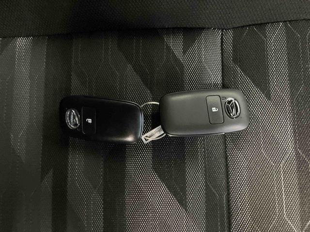 タフト Ｇ　ダーククロムベンチャー　スマートアシスト付き　シートヒーター　スカイフィールトップ　電動パーキングブレーキ　コーナーセンサー　オートライト・ハイビーム　ＬＥＤヘッドランプ　キーフリー　アルミホイール　フルタイム４ＷＤ（34枚目）