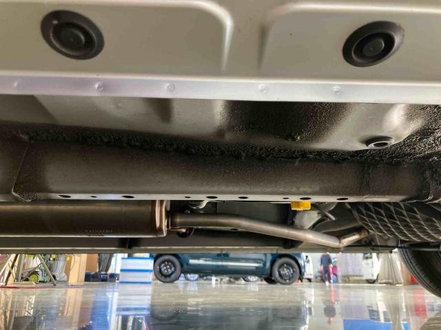 ミライース Ｌ　ＳＡＩＩＩ　スマートアシスト付き　ＣＤチューナー付き　マニュアルレベリング機能　マニュアルエアコン　キーレスエントリー　コーナーセンサー　アイドリングストップ　衝突回避支援ブレーキ　誤発進抑制制御機能（24枚目）