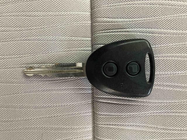 ミライース Ｌ　ＳＡＩＩＩ　スマートアシスト付き　ＣＤチューナー付き　マニュアルレベリング機能　マニュアルエアコン　キーレスエントリー　コーナーセンサー　アイドリングストップ　衝突回避支援ブレーキ　誤発進抑制制御機能（29枚目）