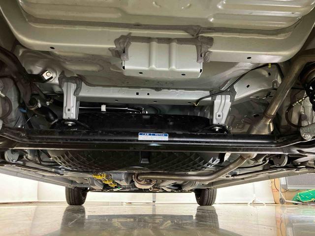 ブーン Ｘ　ＳＡＩＩＩ　スマートアシスト付き　ナビゲーションシステム付き　キーフリーシステム　コーナーセンサー　ステアリングスイッチ　プッシュボタンスタート　マニュアルエアコン　オートライト・ハイビーム　衝突回避支援ブレーキ（6枚目）