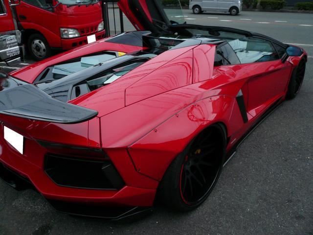 LP700-4ロードスター(4枚目)