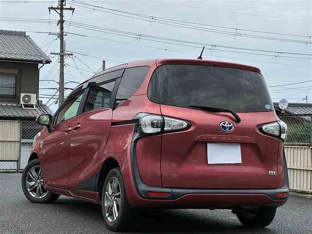 シエンタ ハイブリッドＸ　左側パワースライドドア　バックカメラ　電格ミラー　ＥＴＣ　ナビ（ＡＶＩＣ－ＲＷ０９）　ワンオーナー　禁煙車　ユーザー買取（11枚目）