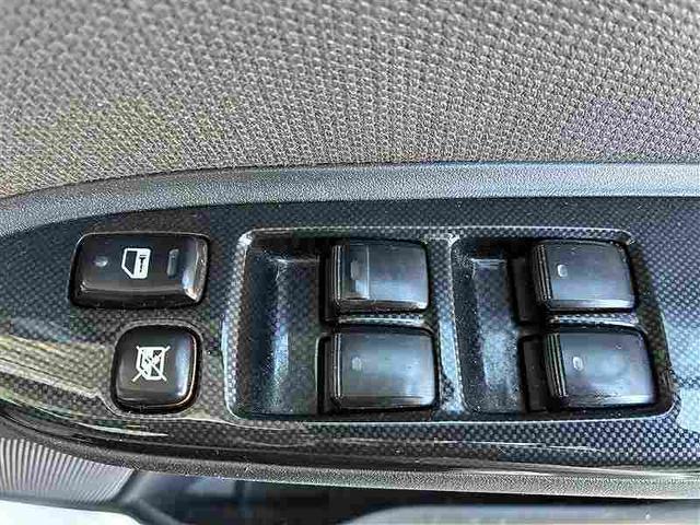 ウィッシュ Ｘ　Ｓパッケージ　ＥＴＣ　純正１５インチＡＷ　ユーザー買取（33枚目）