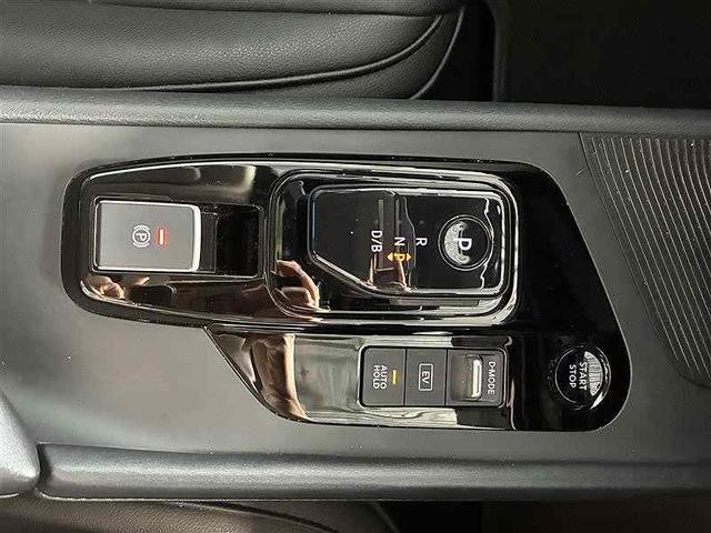 ノート X ユーザー買取★LEDヘッドライト★ナビ(MM222D-Le)★デジタルインナーミラー★ドラレコ★プロパイロット★ディーラーOPナビ★Rカメラ★全周囲モニター★ウインカーミラー★ETC★衝突軽減システム(30枚目)