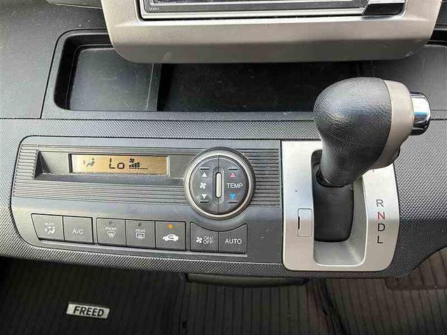 フリード G ジャストセレクション ユーザー買取・ディーラーオプションナビ・左側パワースライドドア・スマートキー・ETC(35枚目)