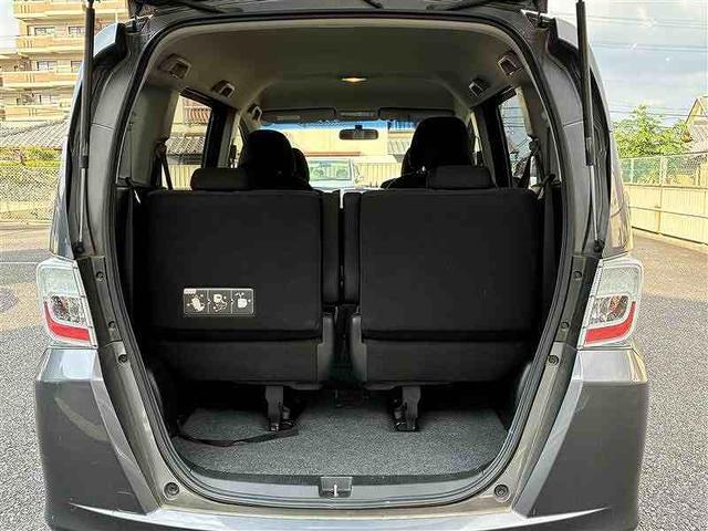 フリード G ジャストセレクション ユーザー買取・ディーラーオプションナビ・左側パワースライドドア・スマートキー・ETC(39枚目)