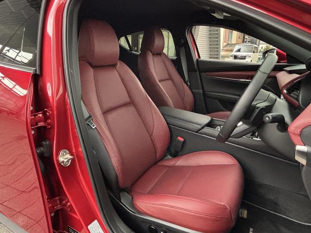 MAZDA3ファストバック 20S ツーリング ユーザー買取 バーガンディレザーパッケージ 全周囲モニター バックカメラ HUD BSM ワイヤレス充電 LEDヘッドライト シートヒーター パドルシフト レーダークルーズ ETC スペアスマートキー(11枚目)