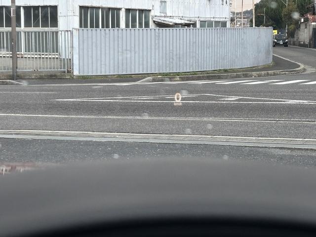 MAZDA3ファストバック 20S ツーリング ユーザー買取 バーガンディレザーパッケージ 全周囲モニター バックカメラ HUD BSM ワイヤレス充電 LEDヘッドライト シートヒーター パドルシフト レーダークルーズ ETC スペアスマートキー(26枚目)