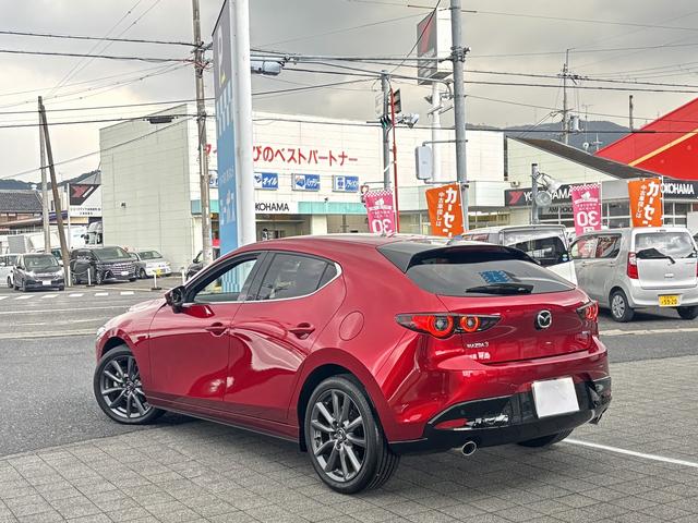 MAZDA3ファストバック 20S ツーリング ユーザー買取 バーガンディレザーパッケージ 全周囲モニター バックカメラ HUD BSM ワイヤレス充電 LEDヘッドライト シートヒーター パドルシフト レーダークルーズ ETC スペアスマートキー(39枚目)