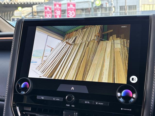 アルファード Ｚ　ユーザー買取　モデリスタエアロ（Ｆ・Ｓ・Ｒ）　ユニバーサルステップ　　トヨタチームメイト　デジタルインナーミラー　１３．２型後席ディスプレイ　ＨＵＤ　全周囲モニター　左右独立ムーンルーフ（7枚目）