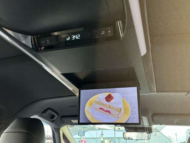 アルファード Ｚ　ユーザー買取　モデリスタエアロ（Ｆ・Ｓ・Ｒ）　ユニバーサルステップ　　トヨタチームメイト　デジタルインナーミラー　１３．２型後席ディスプレイ　ＨＵＤ　全周囲モニター　左右独立ムーンルーフ（15枚目）