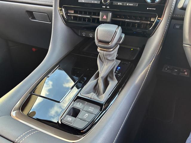 アルファード Ｚ　ユーザー買取　モデリスタエアロ（Ｆ・Ｓ・Ｒ）　ユニバーサルステップ　　トヨタチームメイト　デジタルインナーミラー　１３．２型後席ディスプレイ　ＨＵＤ　全周囲モニター　左右独立ムーンルーフ（25枚目）