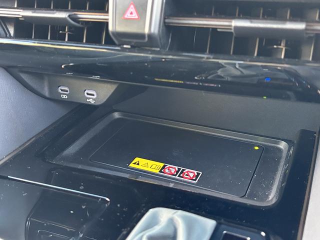 アルファード Ｚ　ユーザー買取　モデリスタエアロ（Ｆ・Ｓ・Ｒ）　ユニバーサルステップ　　トヨタチームメイト　デジタルインナーミラー　１３．２型後席ディスプレイ　ＨＵＤ　全周囲モニター　左右独立ムーンルーフ（26枚目）