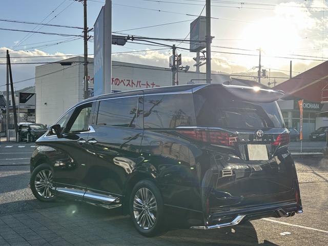 アルファード Ｚ　ユーザー買取　モデリスタエアロ（Ｆ・Ｓ・Ｒ）　ユニバーサルステップ　　トヨタチームメイト　デジタルインナーミラー　１３．２型後席ディスプレイ　ＨＵＤ　全周囲モニター　左右独立ムーンルーフ（42枚目）