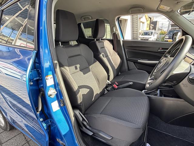 スイフト ハイブリッドＭＧ　ユーザー買取　純正ディスプレイオーディオ（ＰＶＨ－９３００ＤＶＳＺＳ）　バックカメラ　ＢＳＭ　衝突軽減システム　レーンキーピング　ＥＴＣ　スペアスマートキー（13枚目）