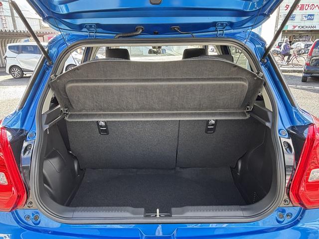 スイフト ハイブリッドＭＧ　ユーザー買取　純正ディスプレイオーディオ（ＰＶＨ－９３００ＤＶＳＺＳ）　バックカメラ　ＢＳＭ　衝突軽減システム　レーンキーピング　ＥＴＣ　スペアスマートキー（17枚目）