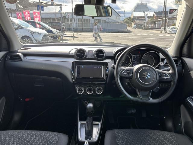 スイフト ハイブリッドＭＧ　ユーザー買取　純正ディスプレイオーディオ（ＰＶＨ－９３００ＤＶＳＺＳ）　バックカメラ　ＢＳＭ　衝突軽減システム　レーンキーピング　ＥＴＣ　スペアスマートキー（20枚目）