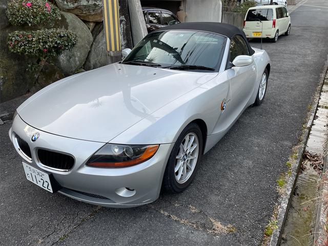 Ｚ４ ２．２ｉ　前オーナーシャッター付き屋内ガレージ保管車両　電動オープン（5枚目）