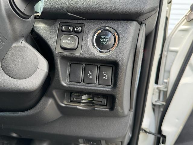 ハイエースバン スーパーGL☆ライトカスタム☆Fリップ☆悪顔ボンネット☆ヘッドライトインナーキャンディペイント☆ローダウン☆20インチアルミ☆フルLEDテール☆ベットキット☆ナビフルセグTV☆ETC☆バックカメラ(45枚目)