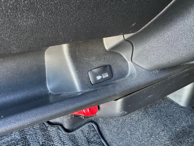 ハイエースバン スーパーGL☆ライトカスタム☆Fリップ☆悪顔ボンネット☆ヘッドライトインナーキャンディペイント☆ローダウン☆20インチアルミ☆フルLEDテール☆ベットキット☆ナビフルセグTV☆ETC☆バックカメラ(61枚目)