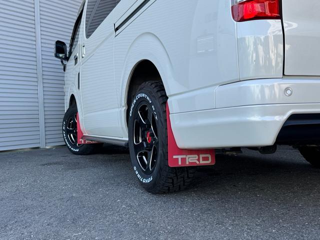 ハイエースバン スーパーGL ダークプライムII TRDフロントバンパーガード☆サイドステップ☆リアスポイラー☆マッドフラップ☆K3オリジナル16インチアルミ☆悪顔ボンネット☆ワイパーガード☆ナビTV・FDモニター☆360°カメラ☆ETC☆両側PS(10枚目)