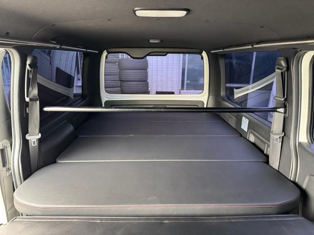 ハイエースバン スーパーGL ダークプライムII TRDフロントバンパーガード☆サイドステップ☆リアスポイラー☆マッドフラップ☆K3オリジナル16インチアルミ☆悪顔ボンネット☆ワイパーガード☆ナビTV・FDモニター☆360°カメラ☆ETC☆両側PS(34枚目)