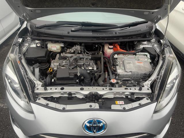 アクア Gソフトレザーセレクション 純正ナビ/バックカメラ/ETC/黒レザーシート/衝突軽減ブレーキ/スマートキー/Bluetooth(11枚目)